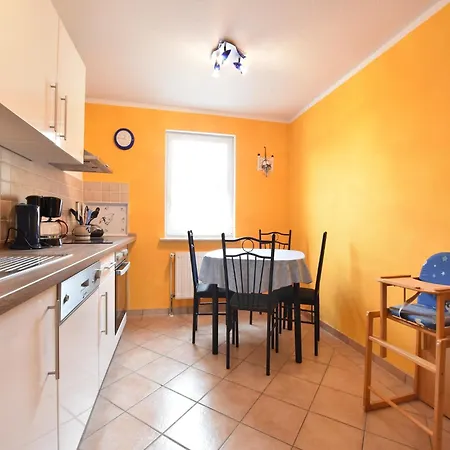Mit Eigener Terrasse In Russow, Cleaning Included Prázdninový dům Rerik